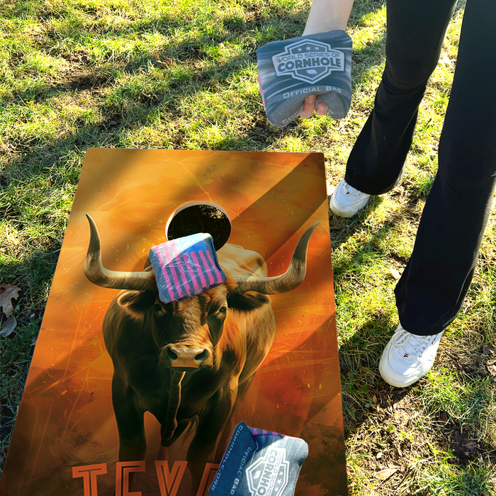 World Series of Cornhole Lightweight Cornhole Set - Texas Longhorns Boards with Orange and White Bags